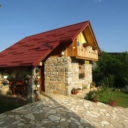 Guest House Emanuela 슬루니 외부 사진