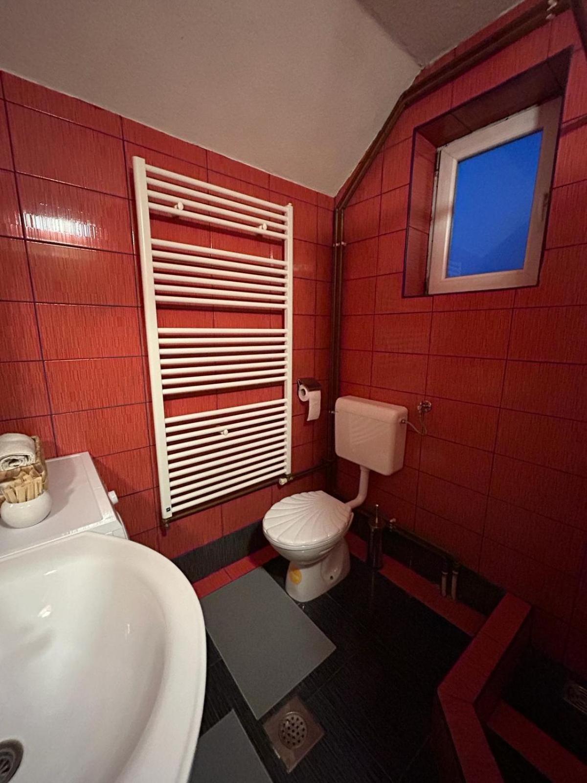 Guest House Emanuela 슬루니 외부 사진