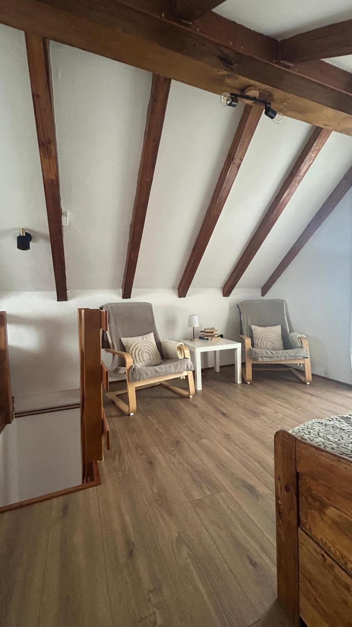 Guest House Emanuela 슬루니 외부 사진