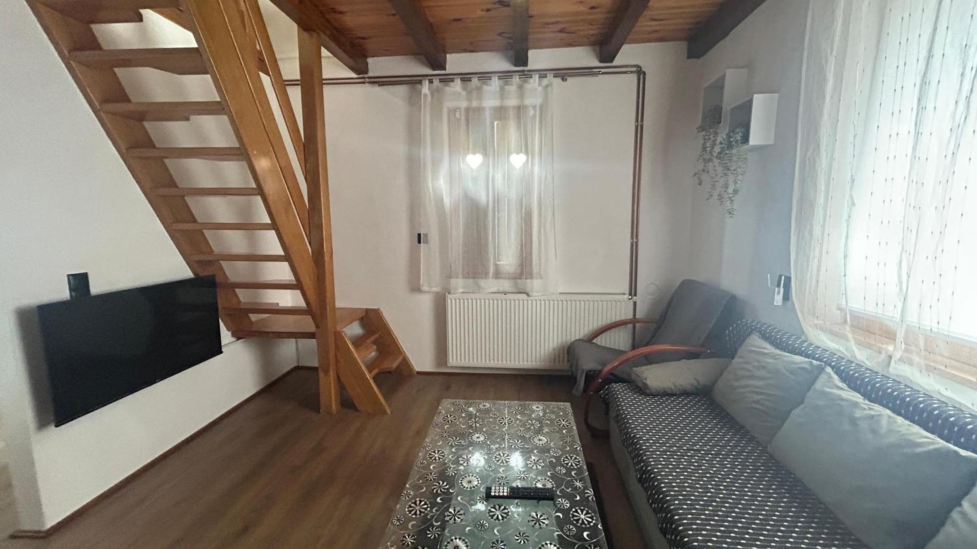 Guest House Emanuela 슬루니 외부 사진
