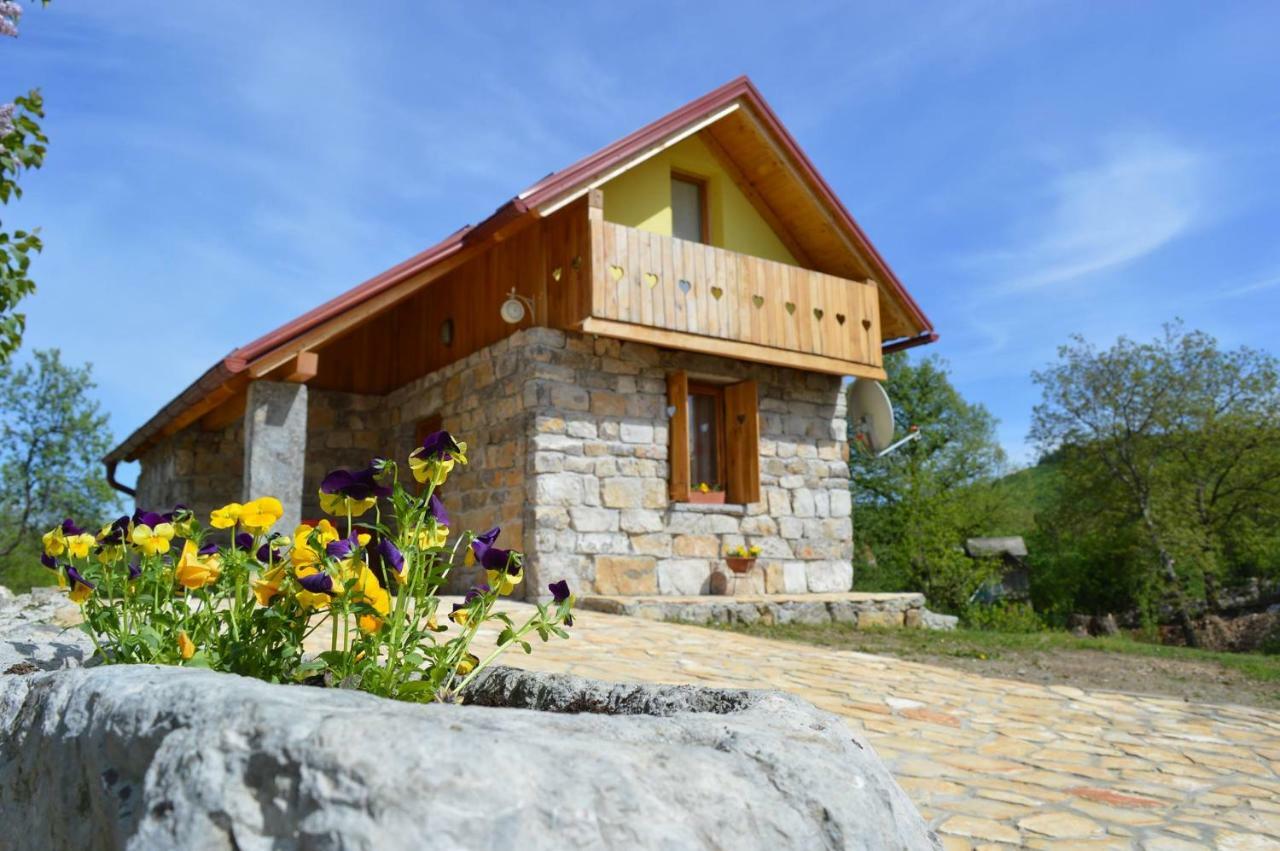 Guest House Emanuela 슬루니 외부 사진